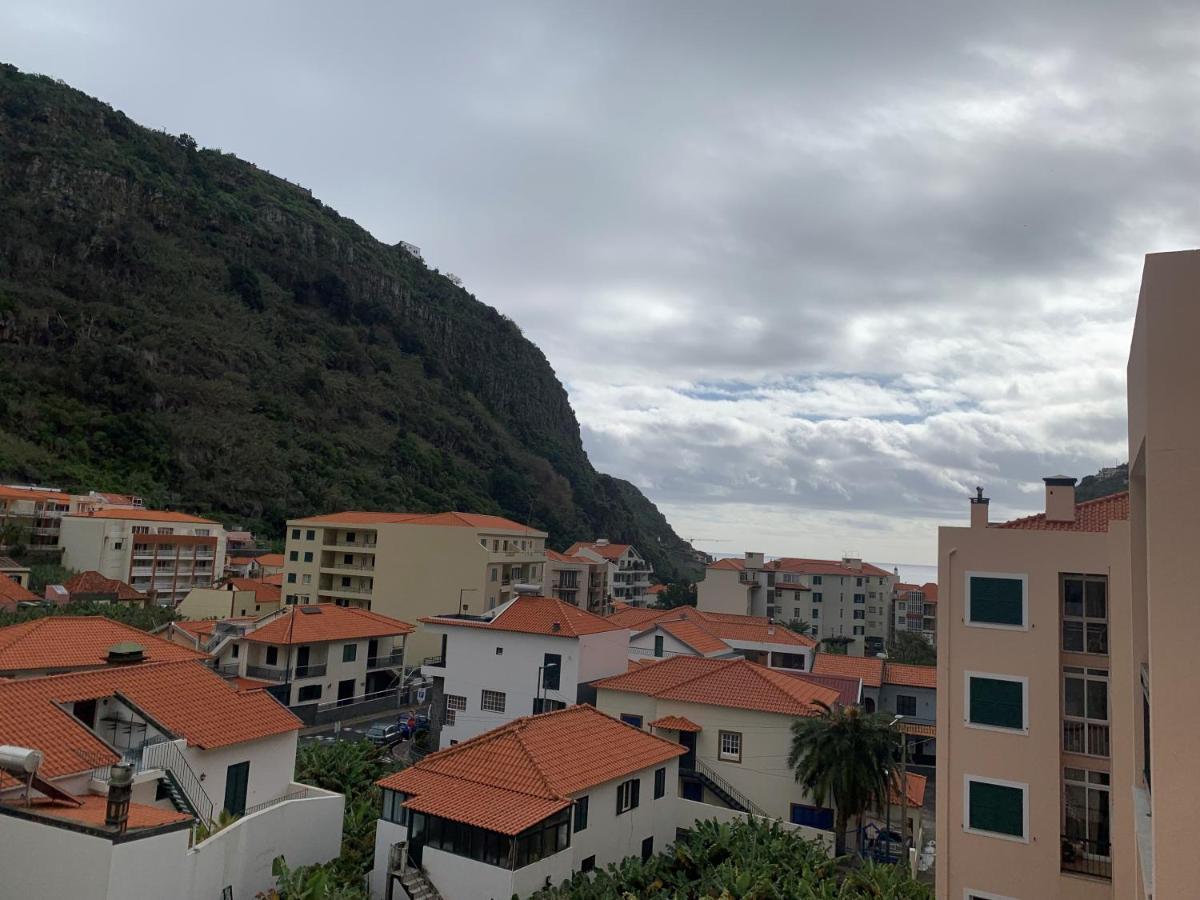 Bento Lodge By Madeira Holiday Rentals 里贝拉布拉瓦 外观 照片